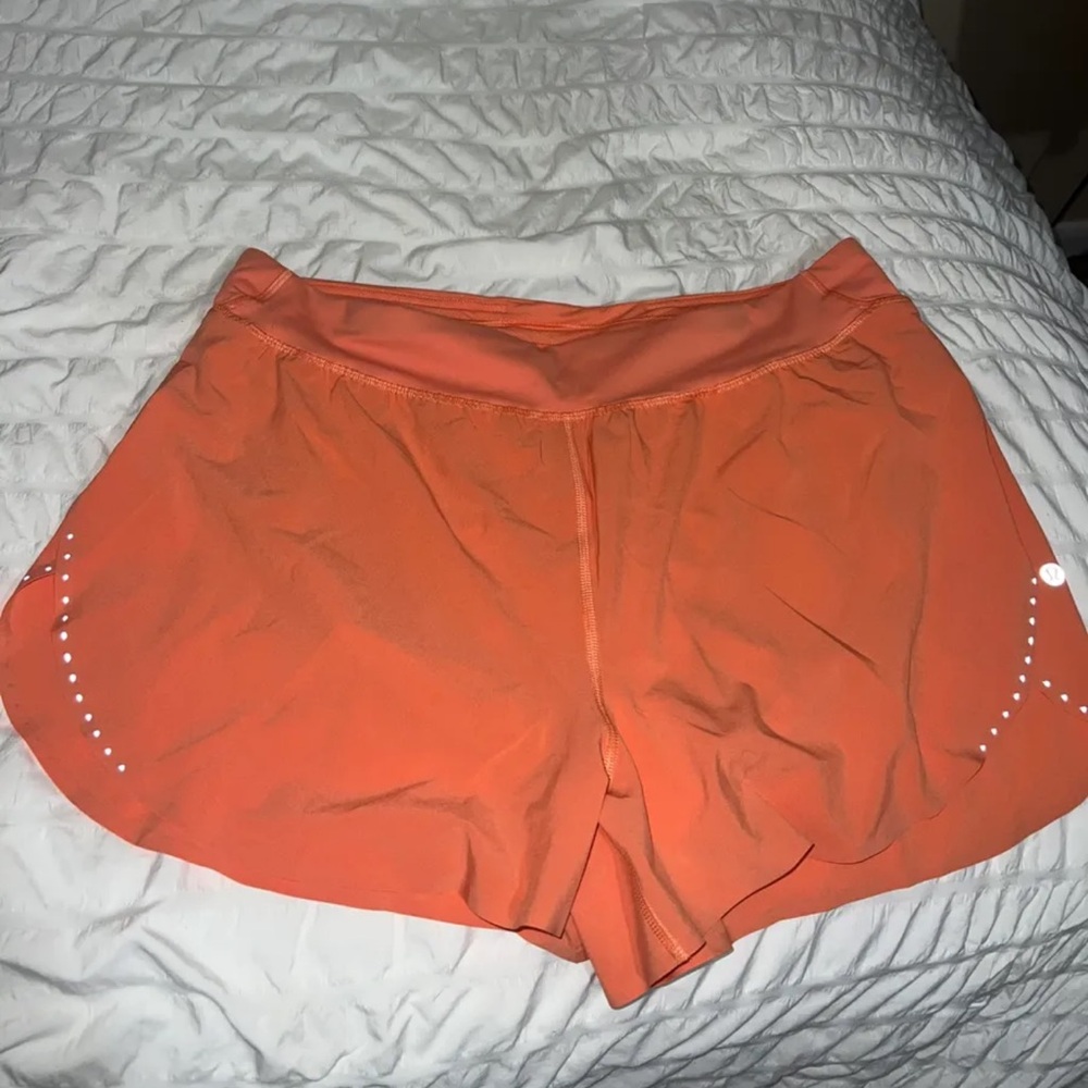 Lululemon size 14 fast and free reflective high rise short 3” - Picture 2 of 3